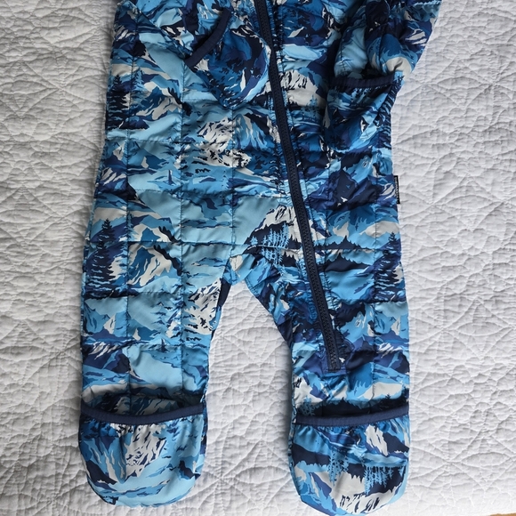 The North Face Baby Infant Thermoball One Piece 6-12 Months - Picture 13 of 14